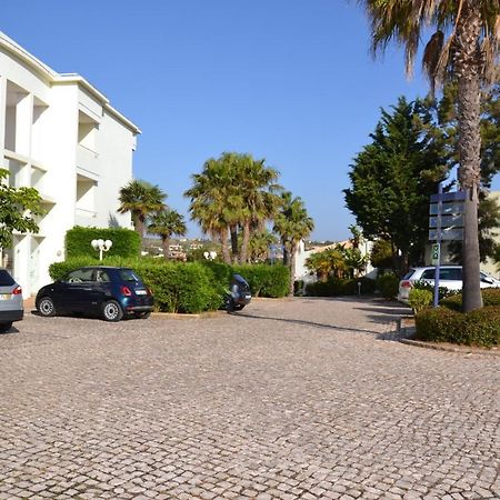 Bel Appartement Au Bord De La Mer De Porto De Mos Лагос Екстериор снимка