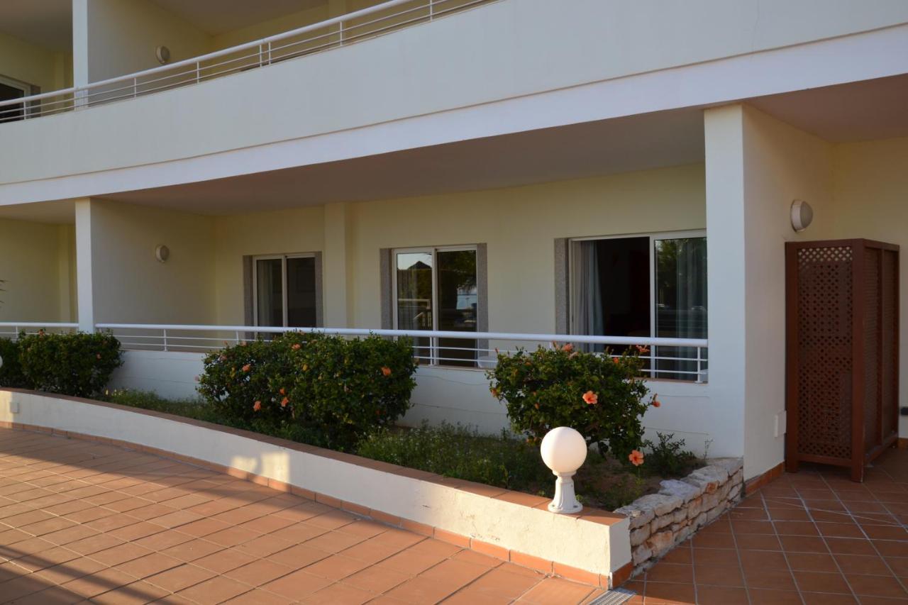 Bel Appartement Au Bord De La Mer De Porto De Mos Лагос Екстериор снимка