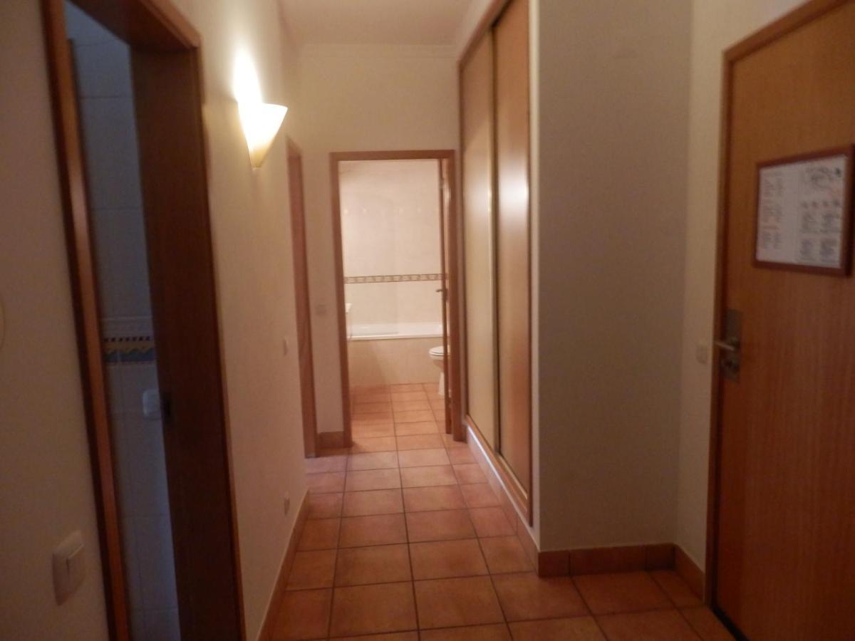 Bel Appartement Au Bord De La Mer De Porto De Mos Лагос Екстериор снимка